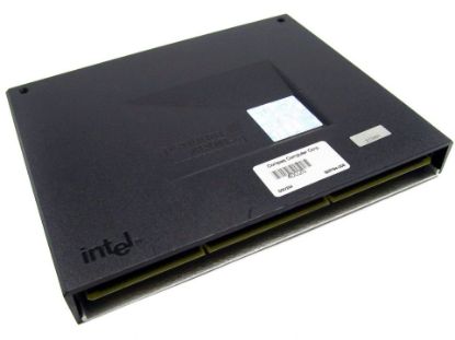 Picture of COMPAQ 103104-003 Intel Pentium III 550MHz 100MHz FSB 512KB Cache 4P Socket SECC Xeon CPU Module with Heatsink